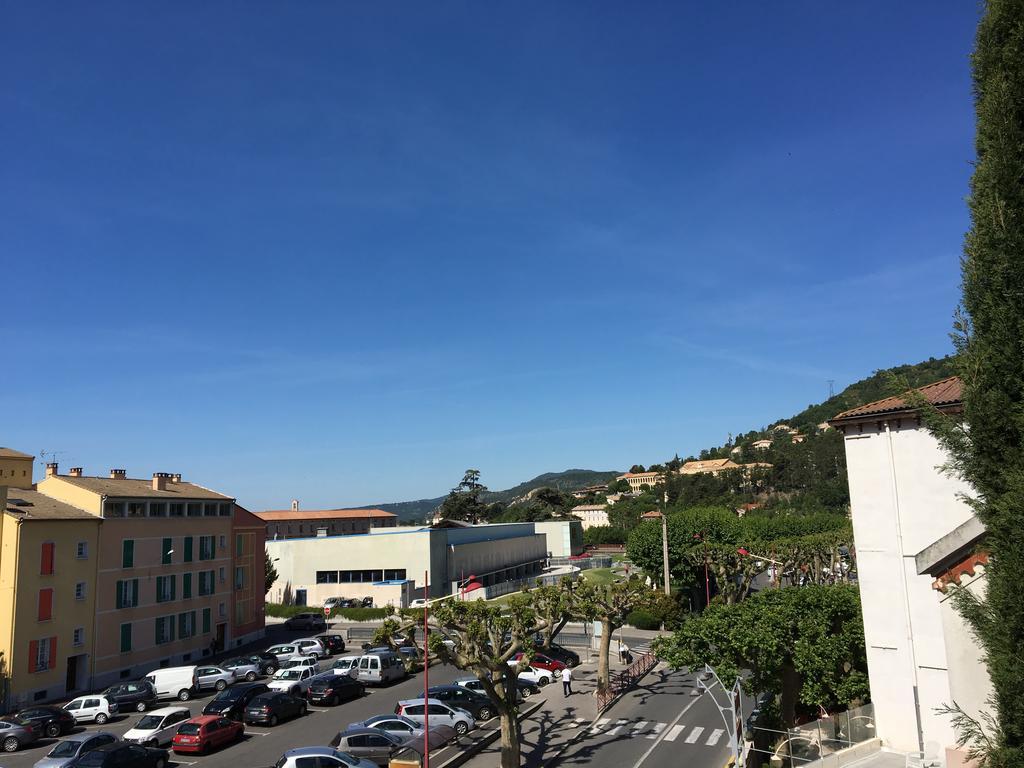 Hotel L'Aiglon Digne-les-Bains Kültér fotó